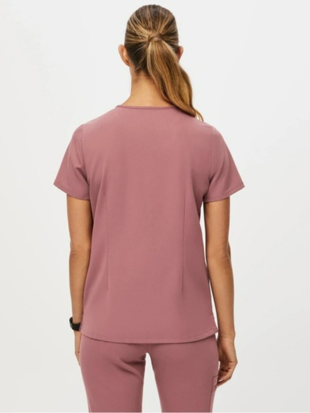 Casma Three-Pocket Scrub Top, mauve - Picture 3 of 10